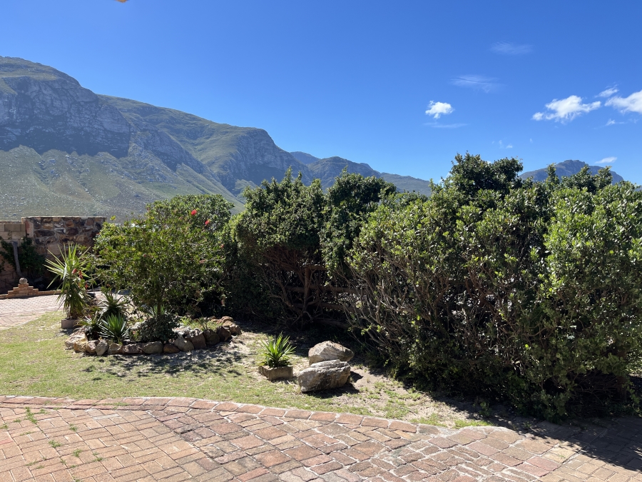 To Let 2 Bedroom Property for Rent in Bettys Bay Western Cape